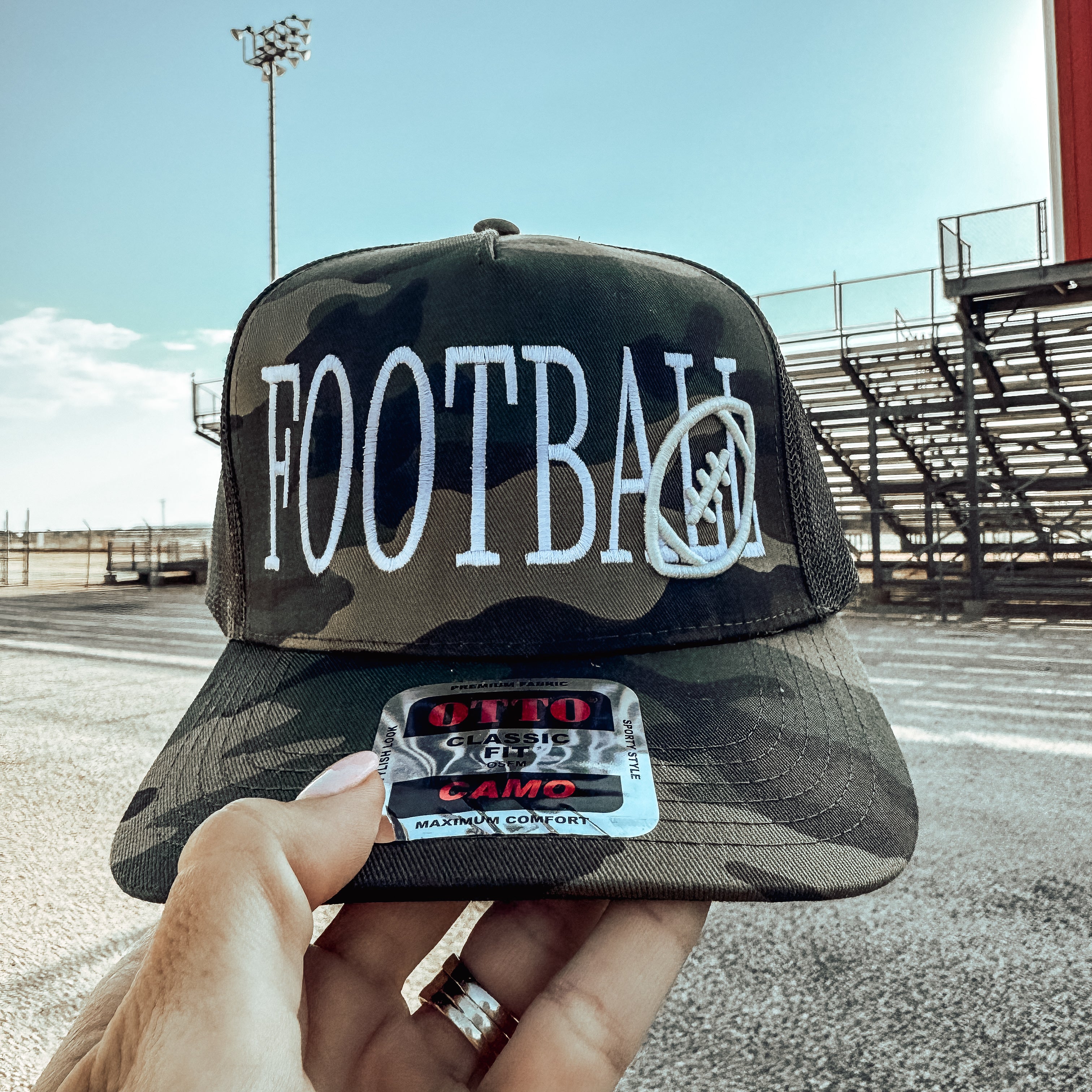 FOOTBALL Puff Truckers - Image 4